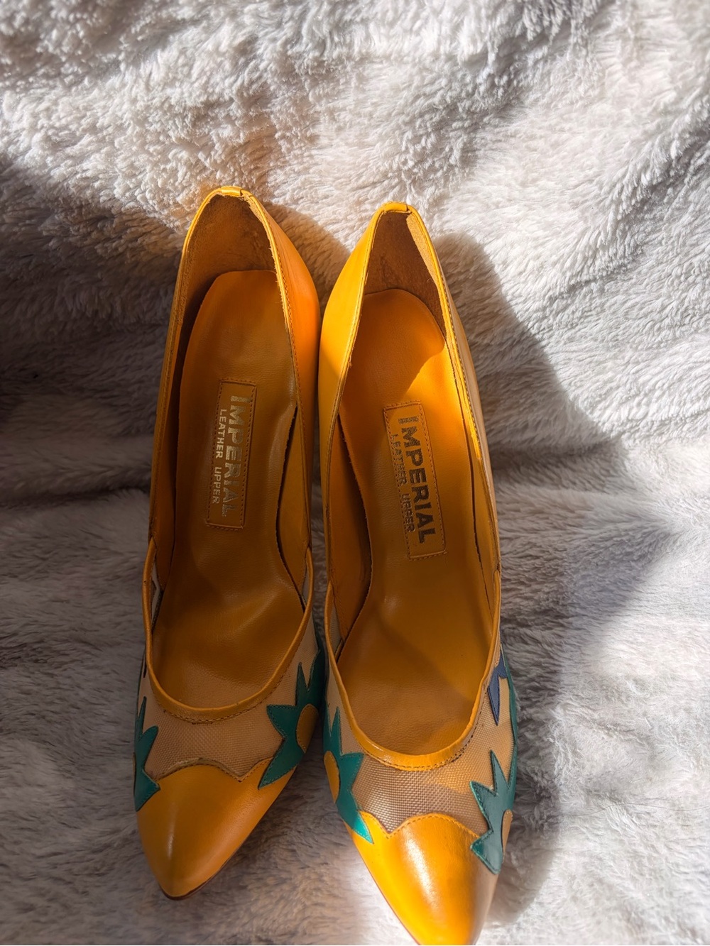 Vintage Imperial Yellow Leather Pointed Toe Pumps with Teal Floral Accents